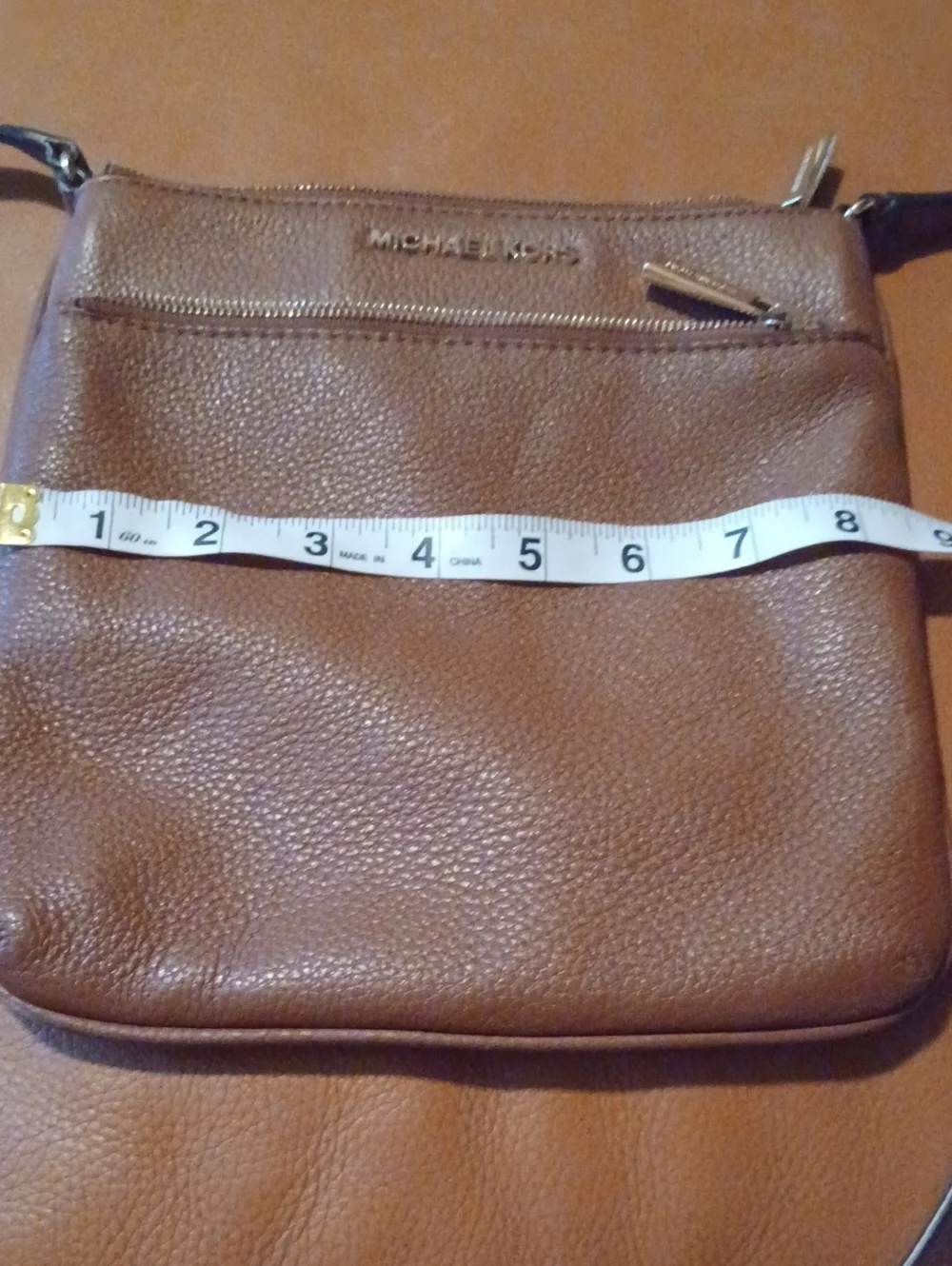> Michael Kors Classic Brown Leather Crossbody Bag - Minimalist Everyday Style